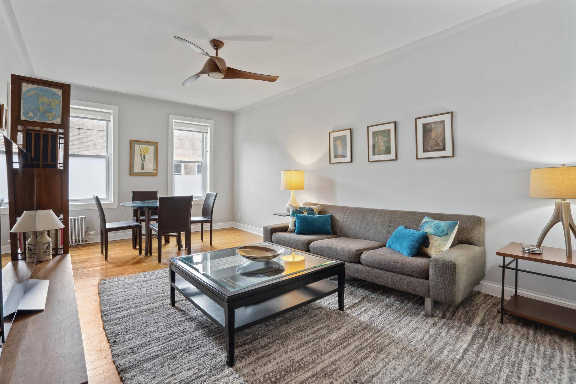 Fall in Love ! Rare Top Floor Gem.
