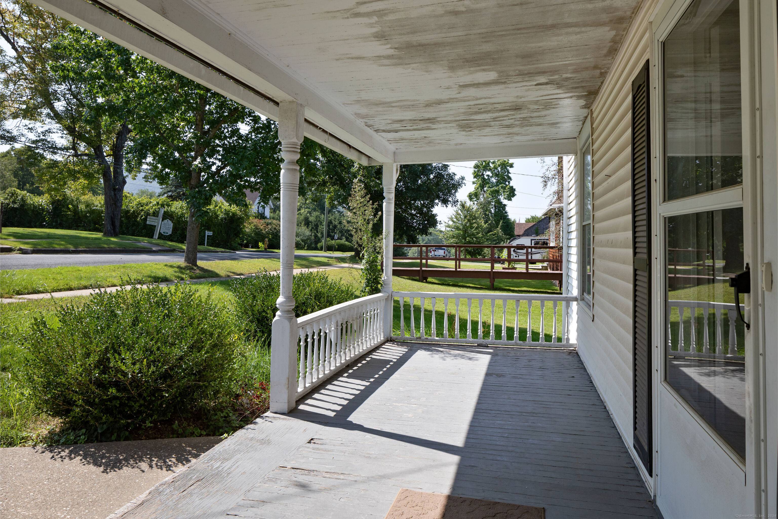 Charming 5 Bedroom Village Colonial in the Heart of North Canaan Located in a desirable sidewalk neighborhood, this beautifully renovated Village Colonial combines classic charm with modern updates.