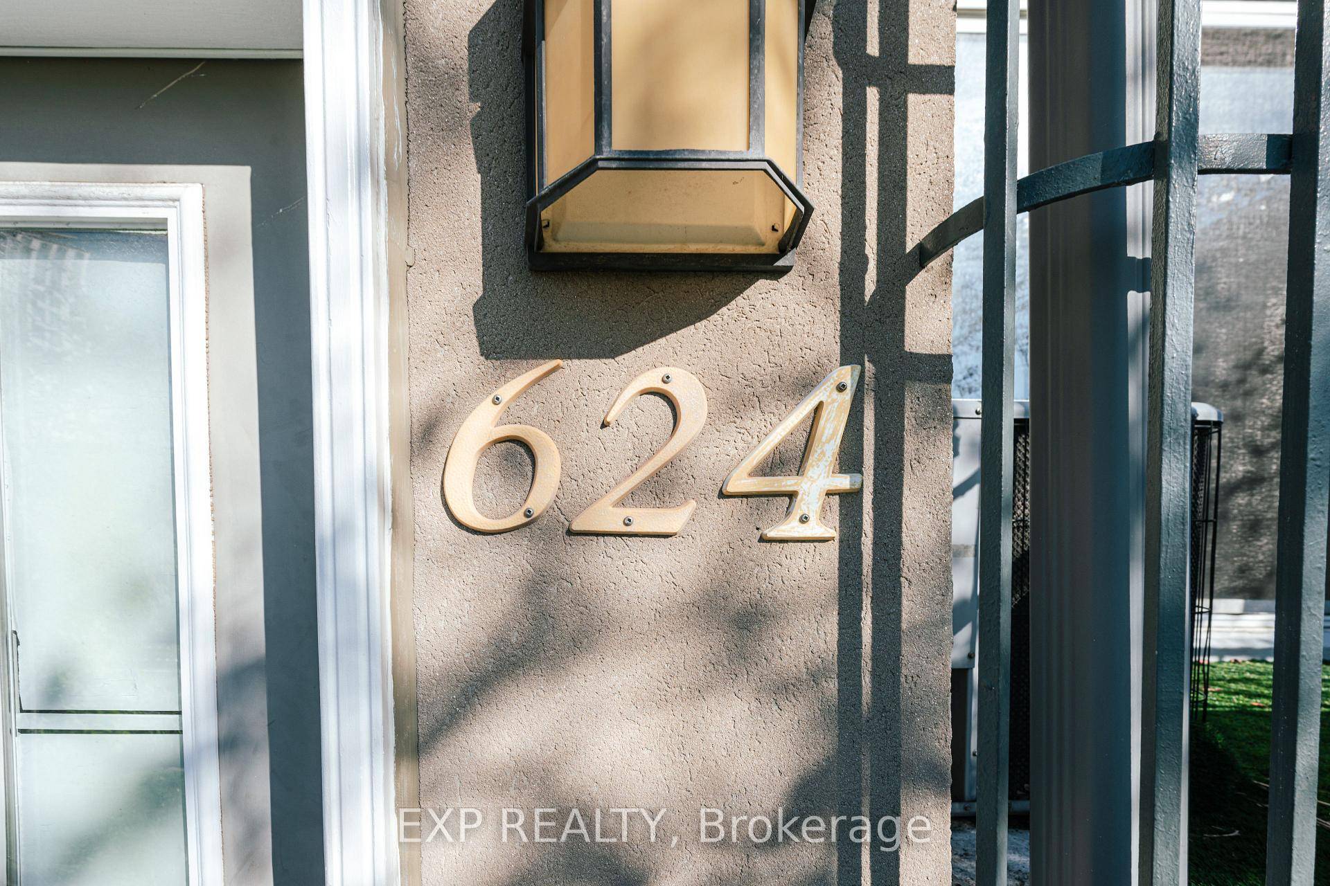 Client RemarksWelcome to Unit 624 at 188 Bonis Avenue a spacious and sun filled 3 bedroom den, 3 bathroom Tridel built luxury townhome in the heart of Agincourt.