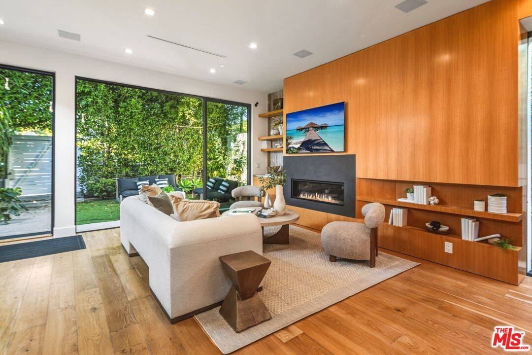 722 Marine St 4BR Santa Monica La