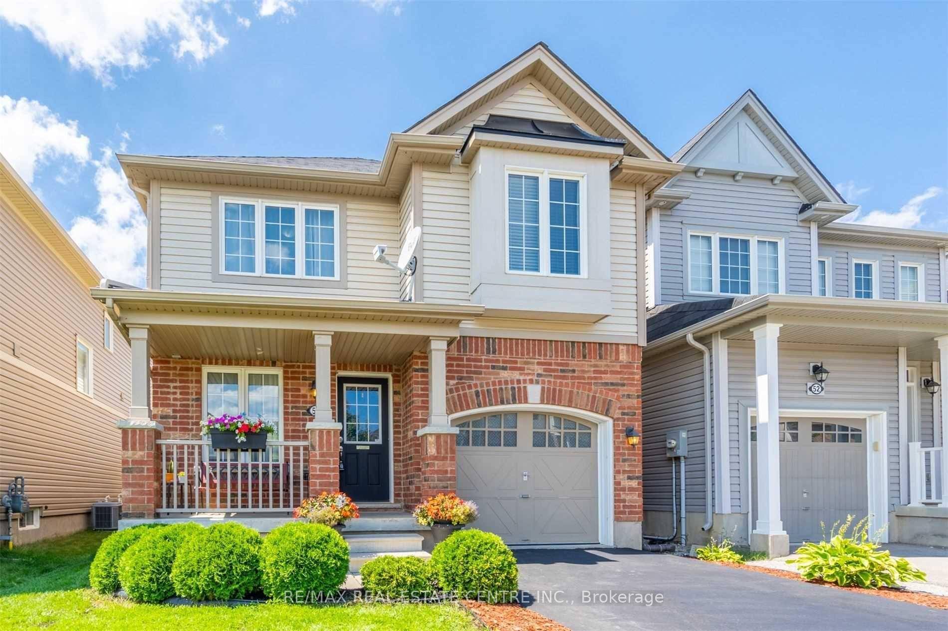 Welcome to 56 Cleghorn ! This exquisite renovated 2 storey detached home offers everything you're seeking in a rental.