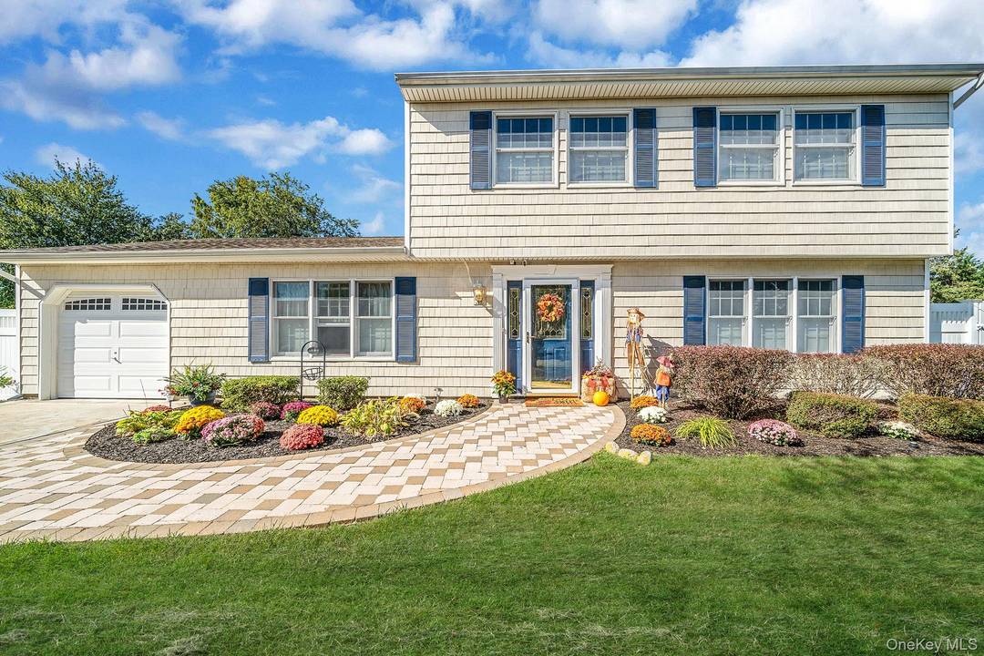 Welcome to 10 Munson Street, Where Modern Elegance Meets Everyday Comfort.