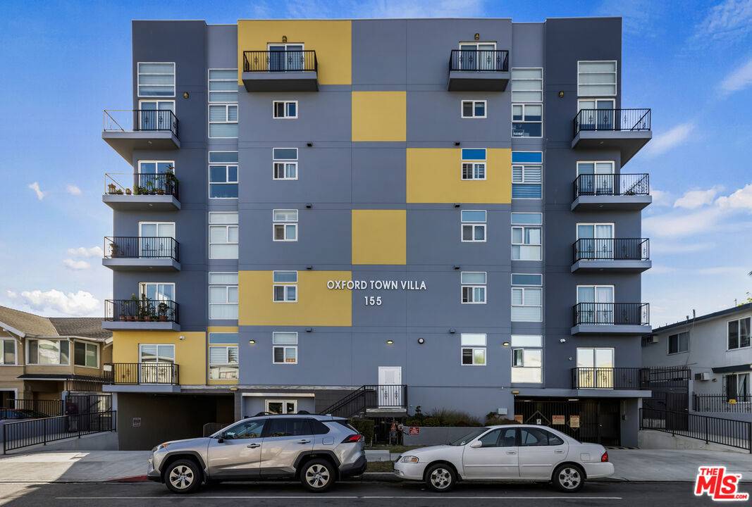 155 S Oxford Ave 2BR Mid Wilshire La