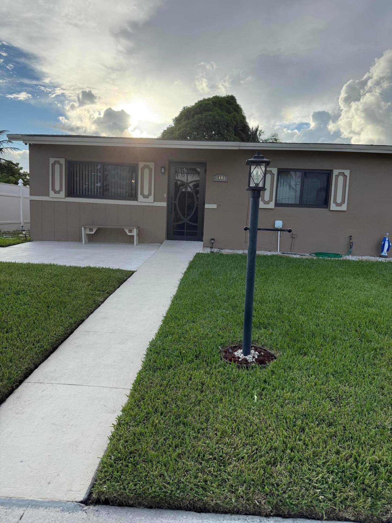 Cosey 3 1 home with bonus room and bonus bath with separate entrance for potential rental income.