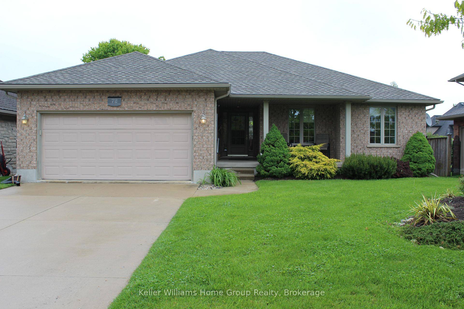 Welcome to 72 Stanley Crescent !