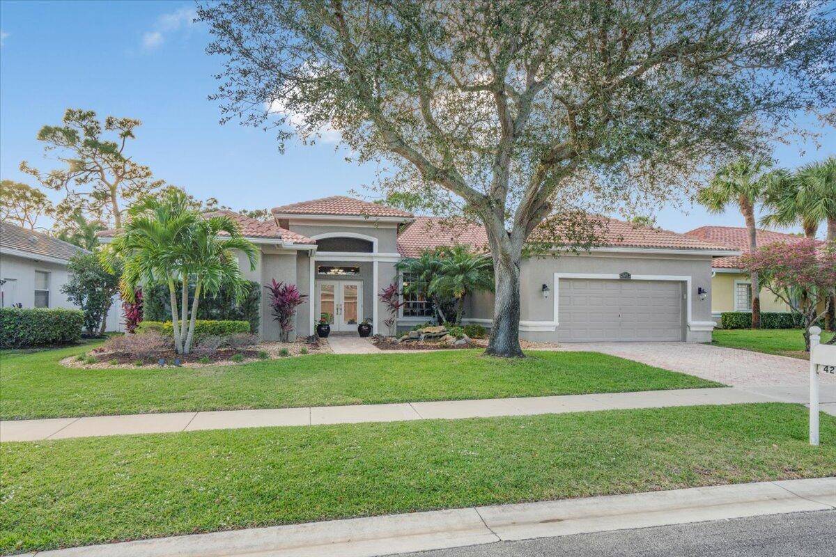 Welcome to this stunning 4 bedroom, 3 bath pool home, where elegance meets functionality !