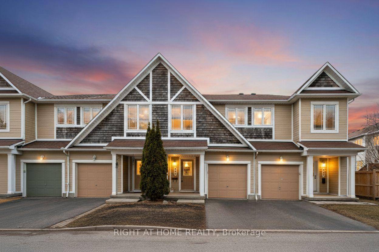 Move In Ready, freshly painted 3 bed, 3 bath townhome located in the highly desirable neighbourhood of Emerald Meadows.