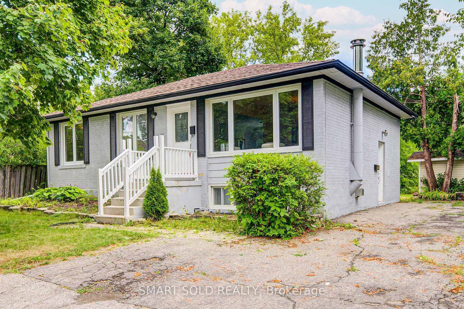 Premium 80 Ft X 140 Ft Lot Features A Legally Finished Separate Entrance Basement See Attachment, Zoned For The Top Ranking Bayview Secondary School, Nestled In The Prestigious Crosby Community ...