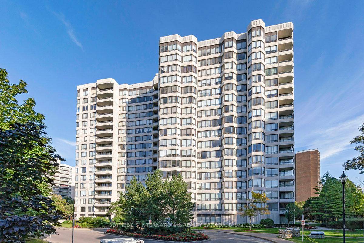 Primrose 1 South East Facing Large Corner Suite With Many Windows And An Abundance Of Natural Light.