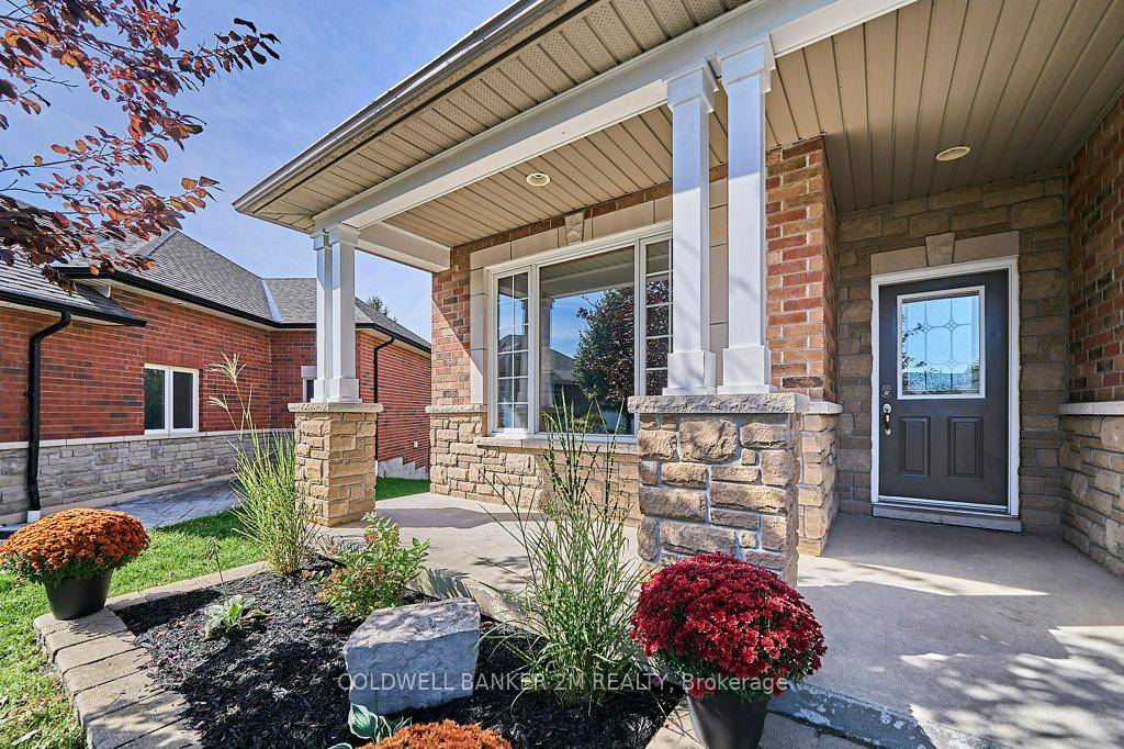 Open House Saturday and Sunday 1 00 3 00 PM Discover This One Of A Kind Custom Built Bungaloft Situated on a Lot and a Half on a Quiet Cul ...