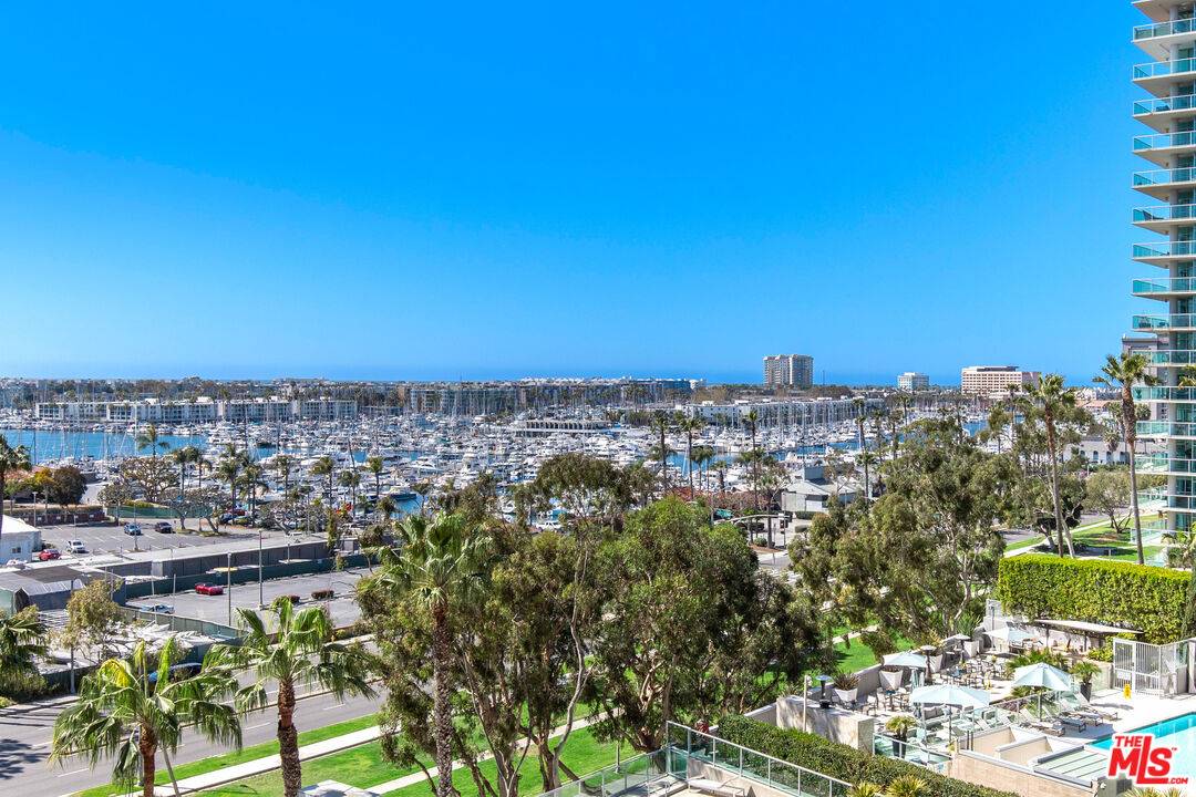 13600 MARINA POINTE DR 2BR Marina Del Rey La