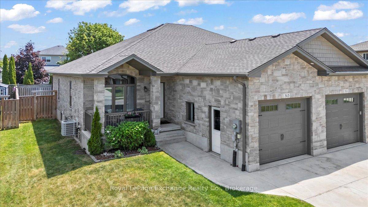 A beautifully maintained semi detached home offering the perfect blend of space, style, and low maintenance living.
