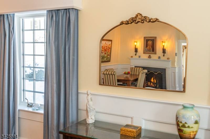 SHORT TERM RENTAL ! ! Rare opportunity for a short term rental in a beautiful in town location.