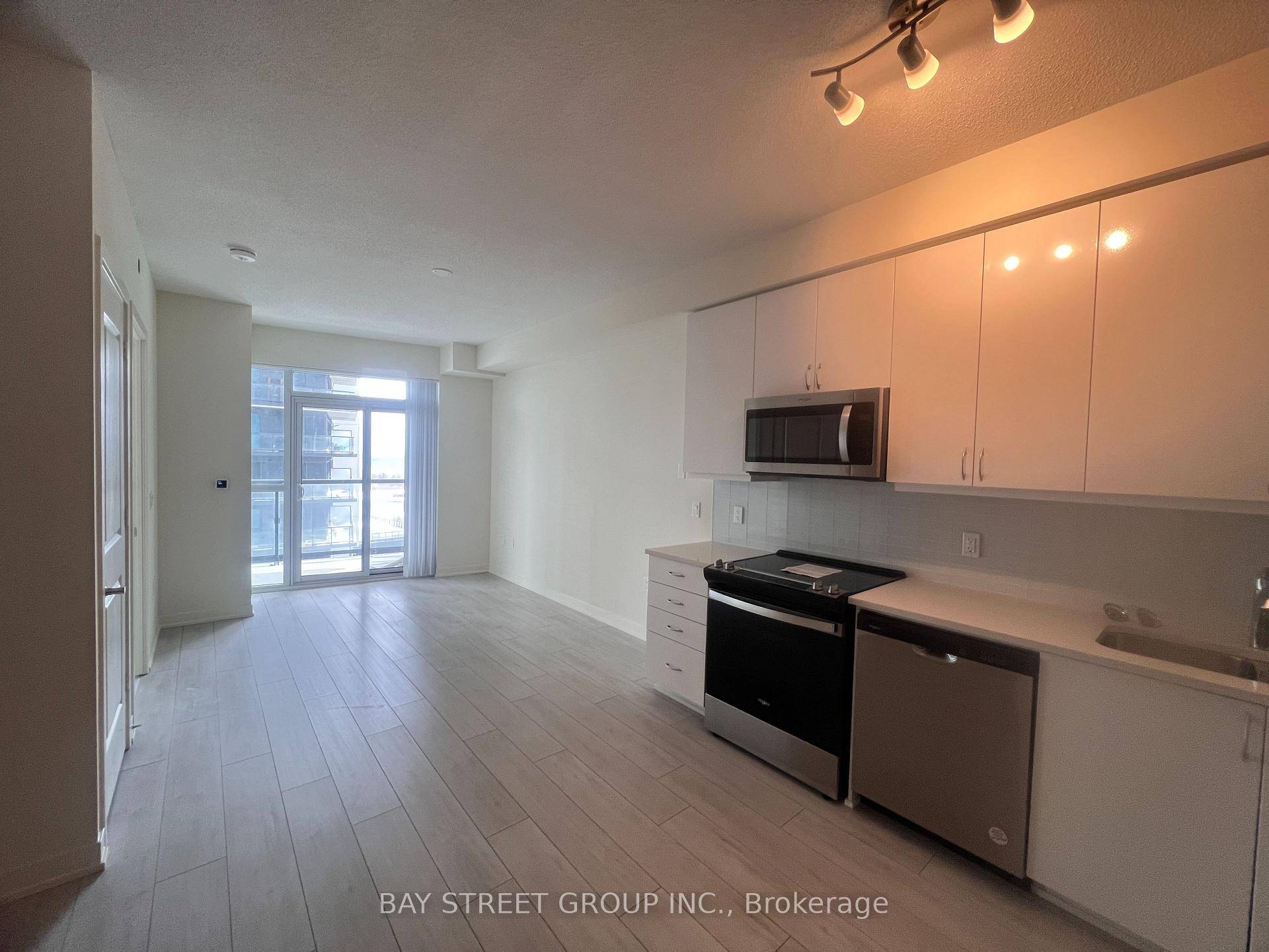 Welcome to your stylish and desirable new home at Water's Edge in the vibrant city of Toronto !