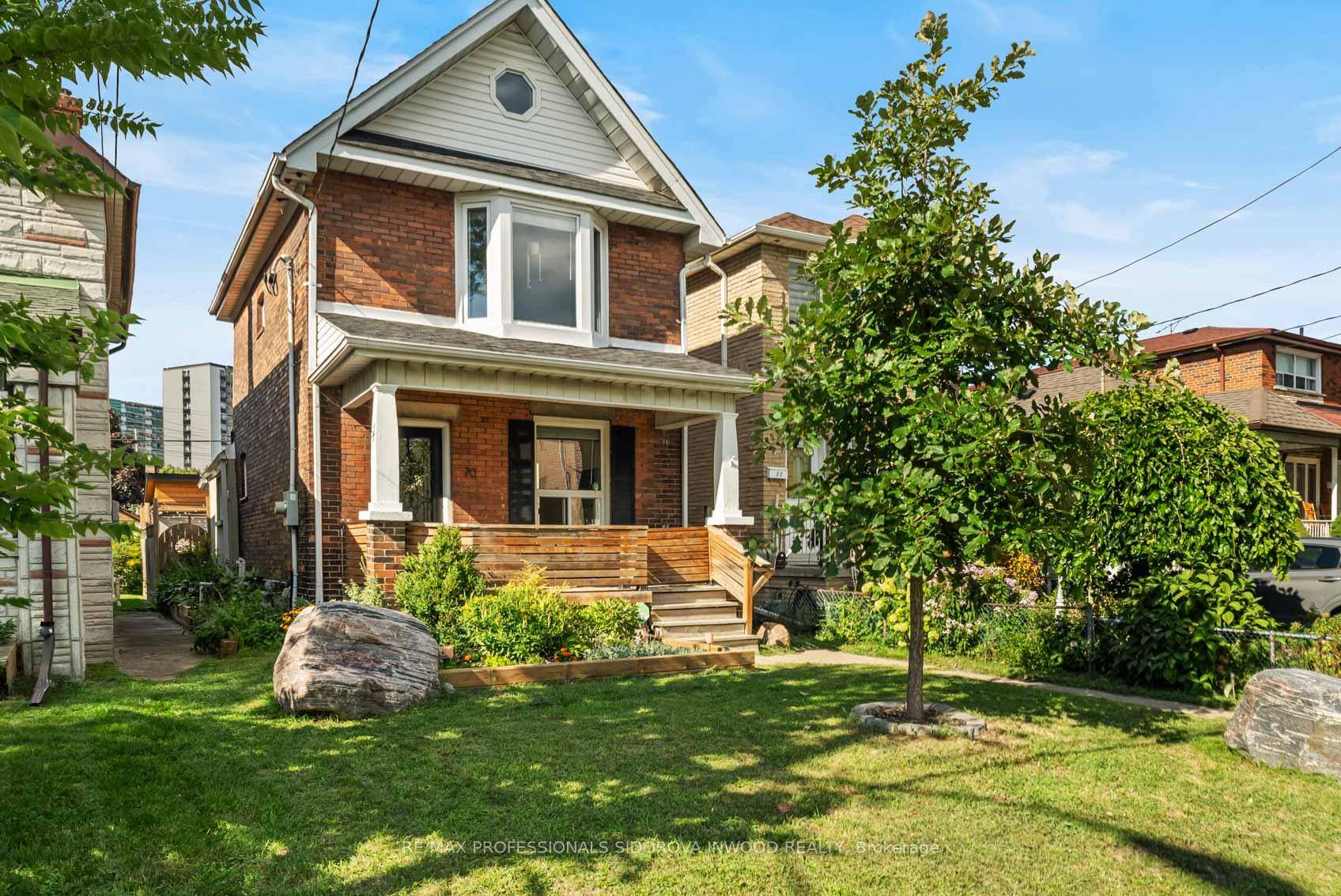 Welcome To 70 Pritchard Avenue !