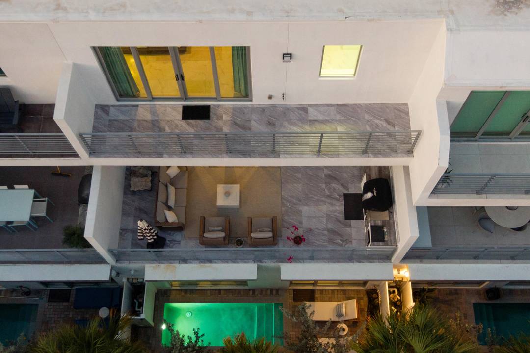 This luxury three story townhome offers 3 bedrooms, 3.