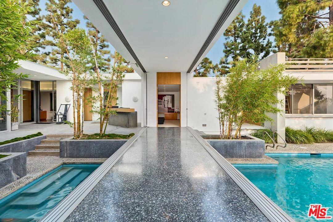 1163   Calle Vista Dr 4BR Beverly Hills Post Office | B.H.P.O. La