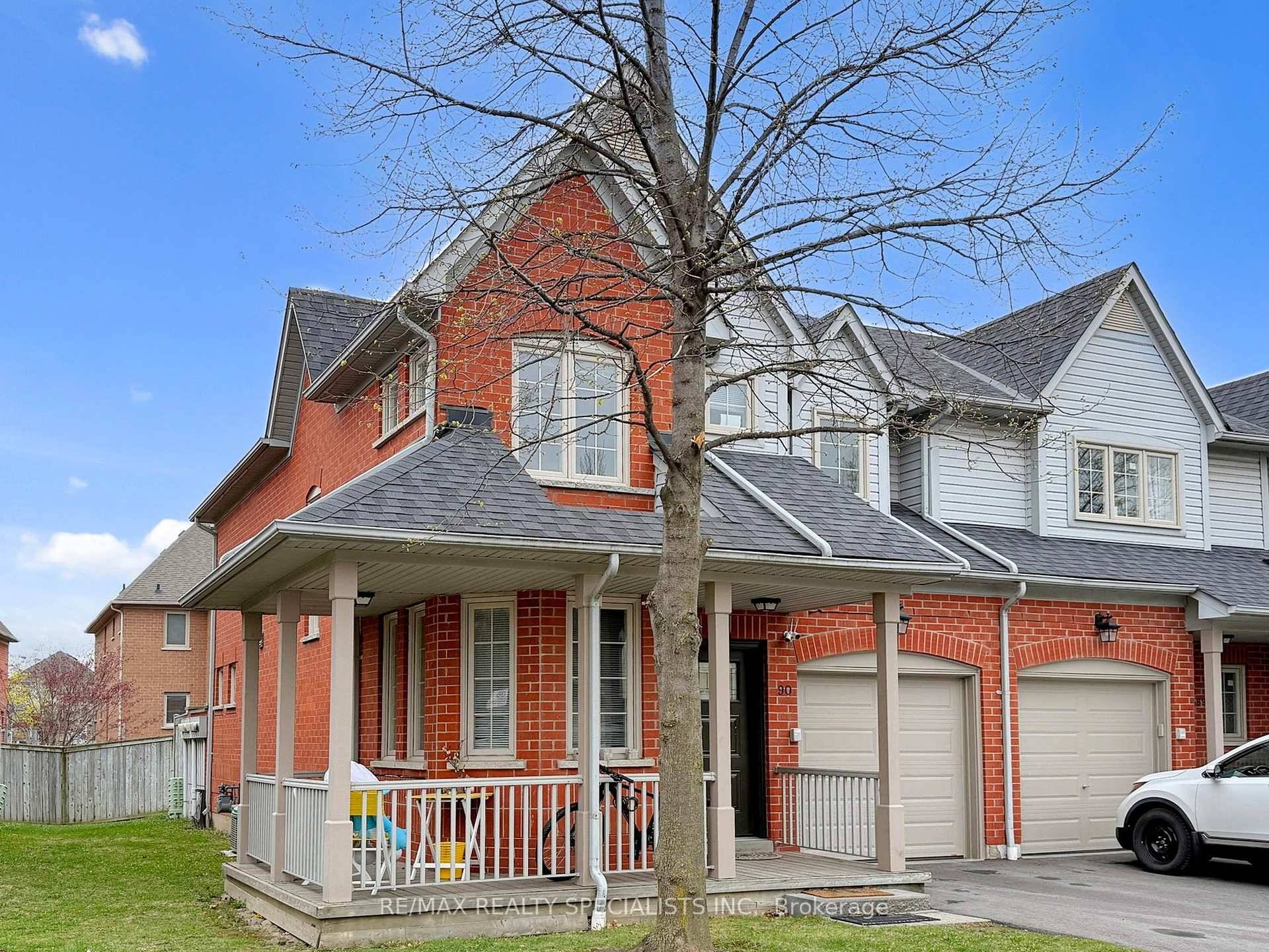 Welcome End Unit, almost like a semi detached, condo townhouse in highly desirable area.