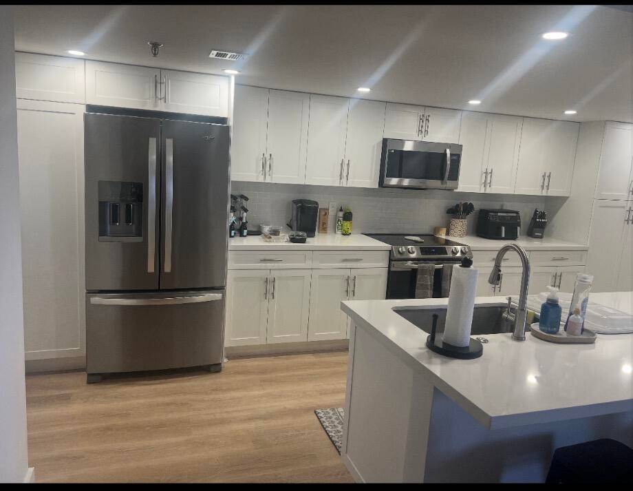Enjoy the ultimate South Florida getaway in this beautifully furnished 5th floor seasonal rental with stunning water views.