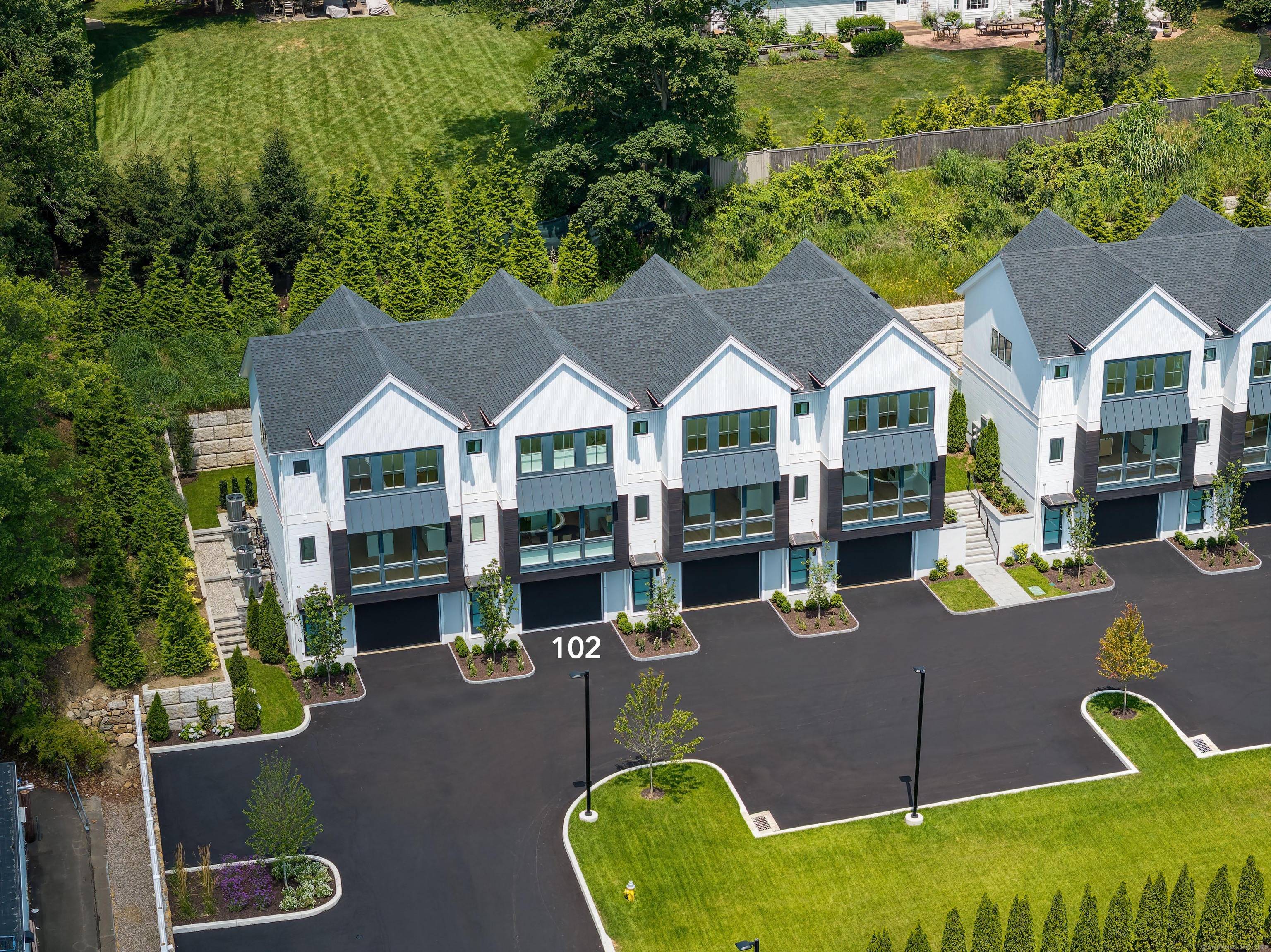 Located in the heart of Westport, The Gables of Westport presents a collection of eight luxury townhomes and five flats, offering the ease of in town living with close proximity ...