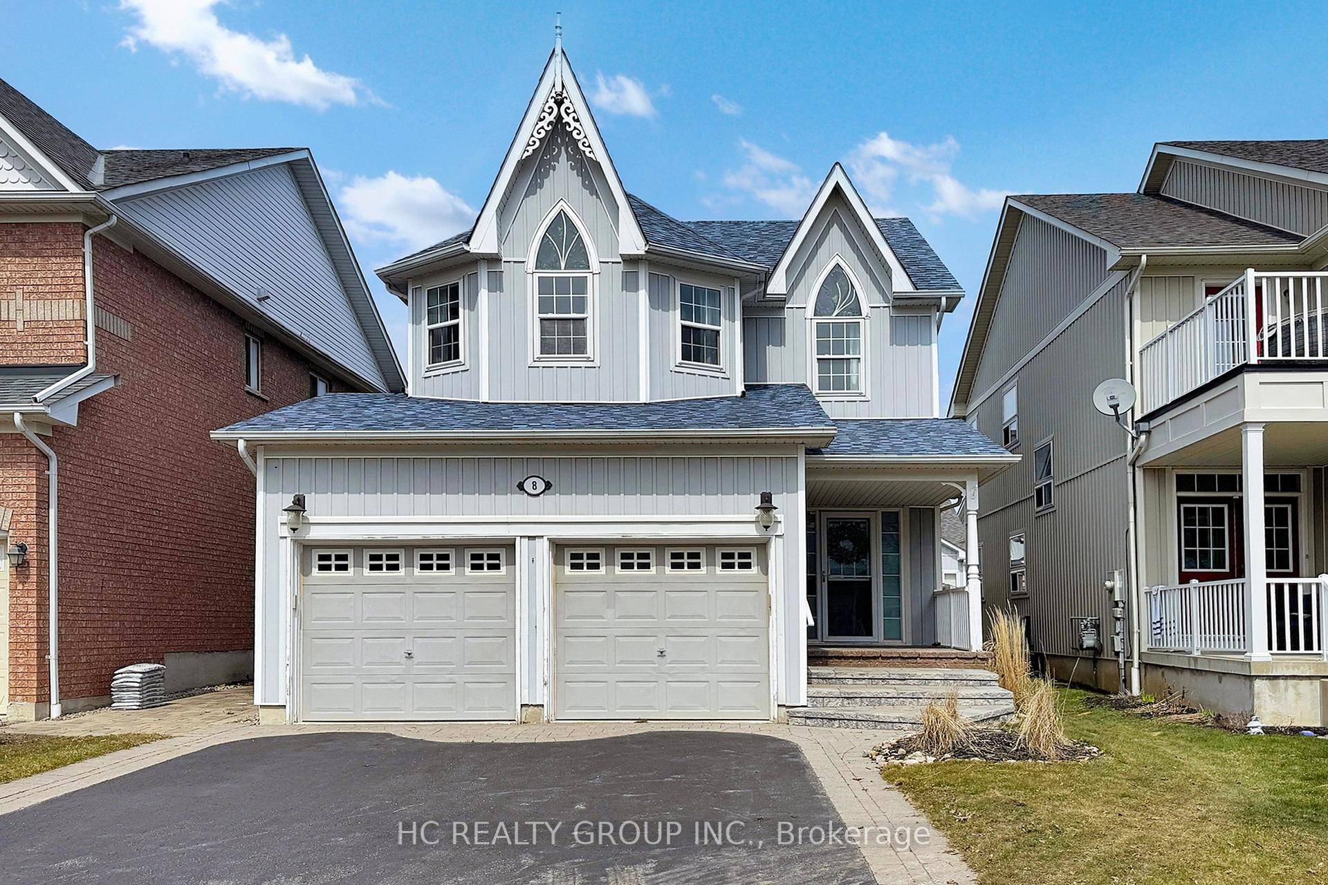 This Brooklin Family Home Offers 3 1 Bdrms, 4 Baths On A Quiet Cres In A Desirabled Neighbourhood.
