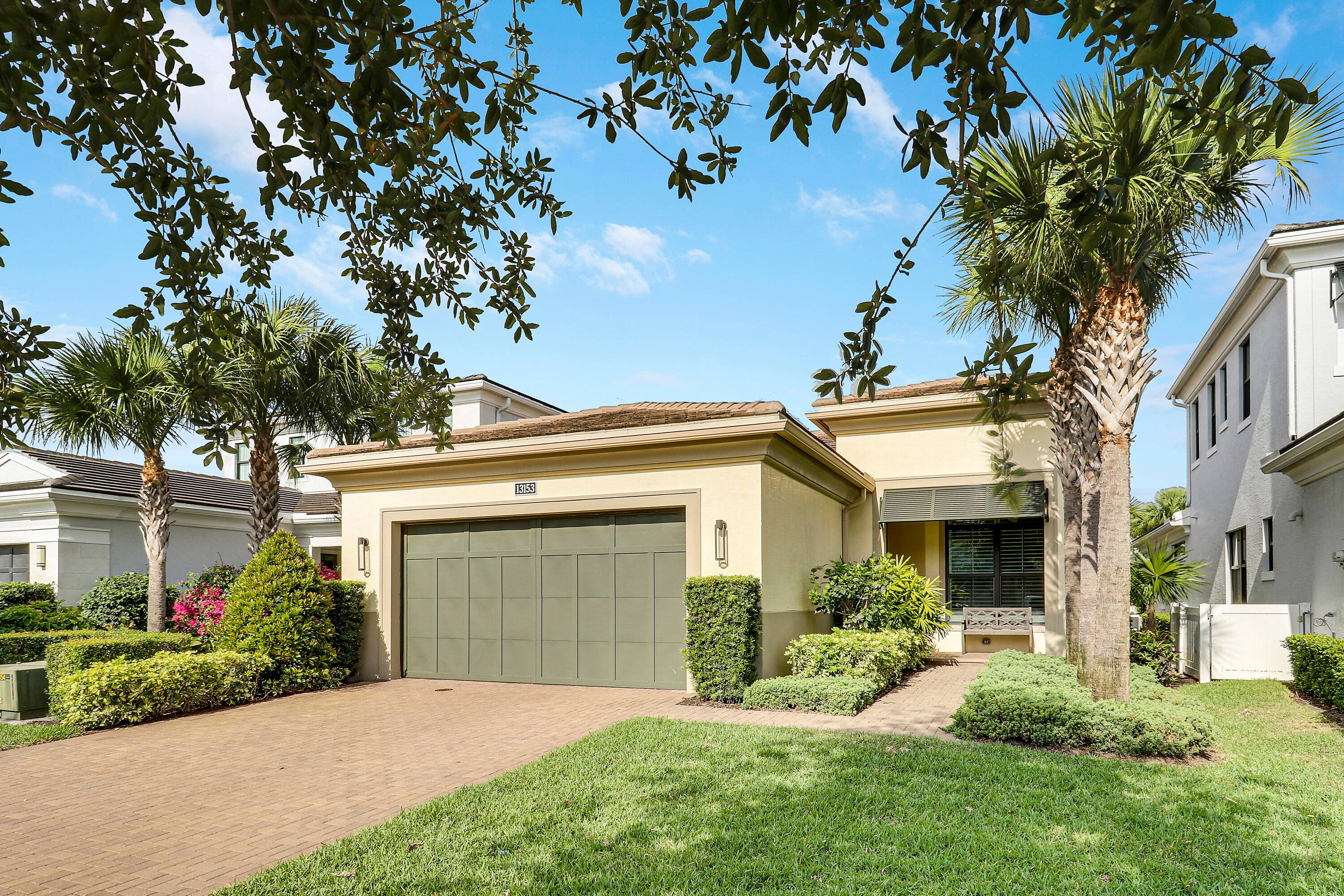 Step into luxury in the ultimate Palm Beach Gardens location.