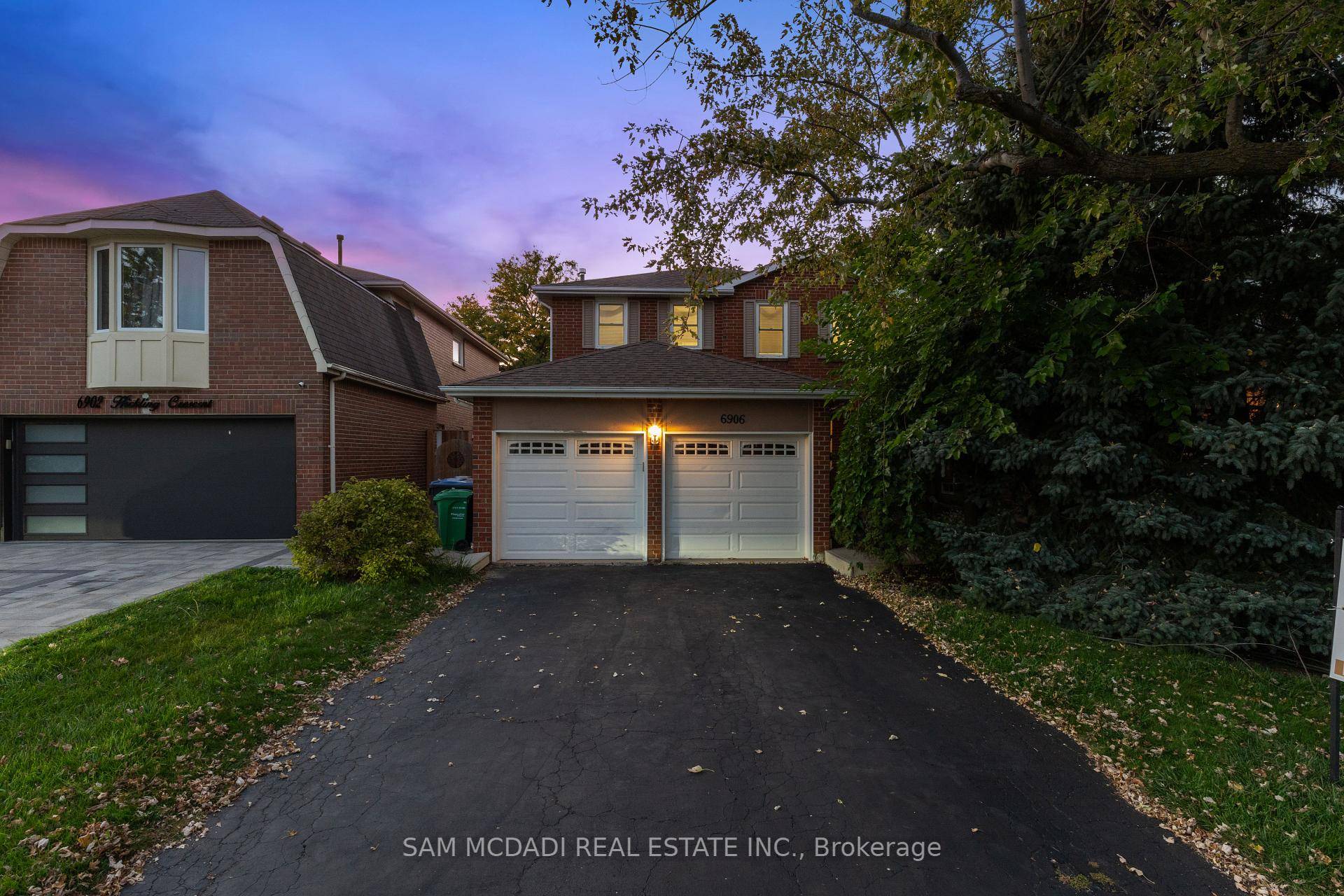 Welcome to 6906 Hickling Crescent, a spacious and thoughtfully maintained home in the heart of the Meadowvale community.