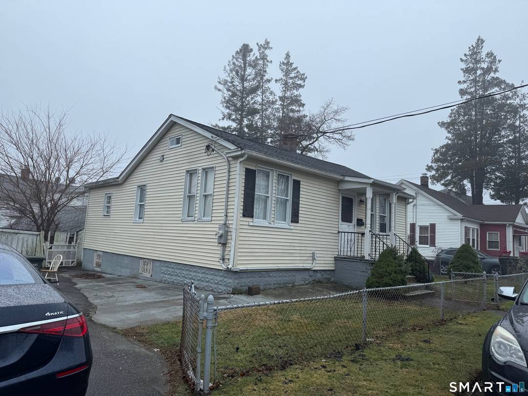 Opportunity is knocking at 153 Marigold Ave, Bridgeport, CT 06610.