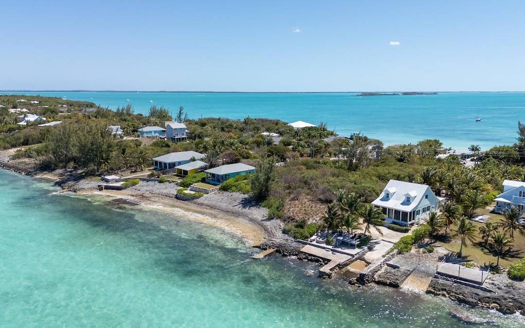 RUSSELL ISLAND COTTAGE Single Family Home Eleuthera