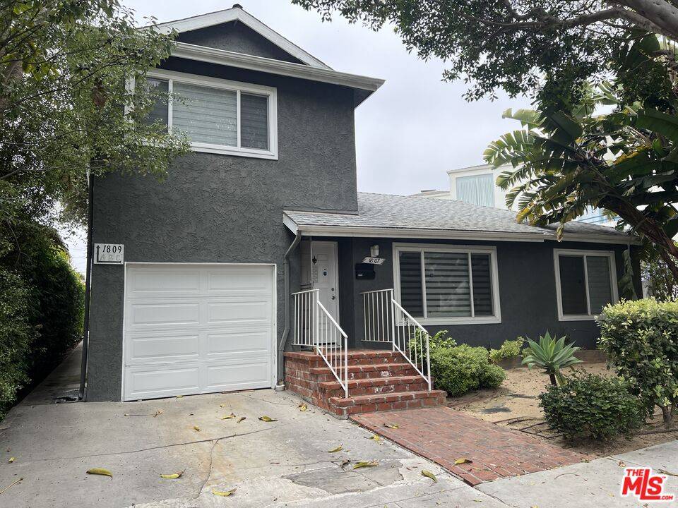 1807   Oak St 6BR Santa Monica La