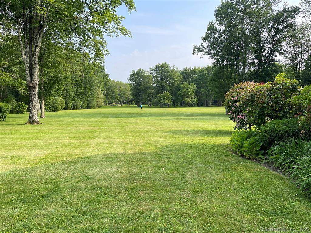 Parklike, serene, rural, 15.