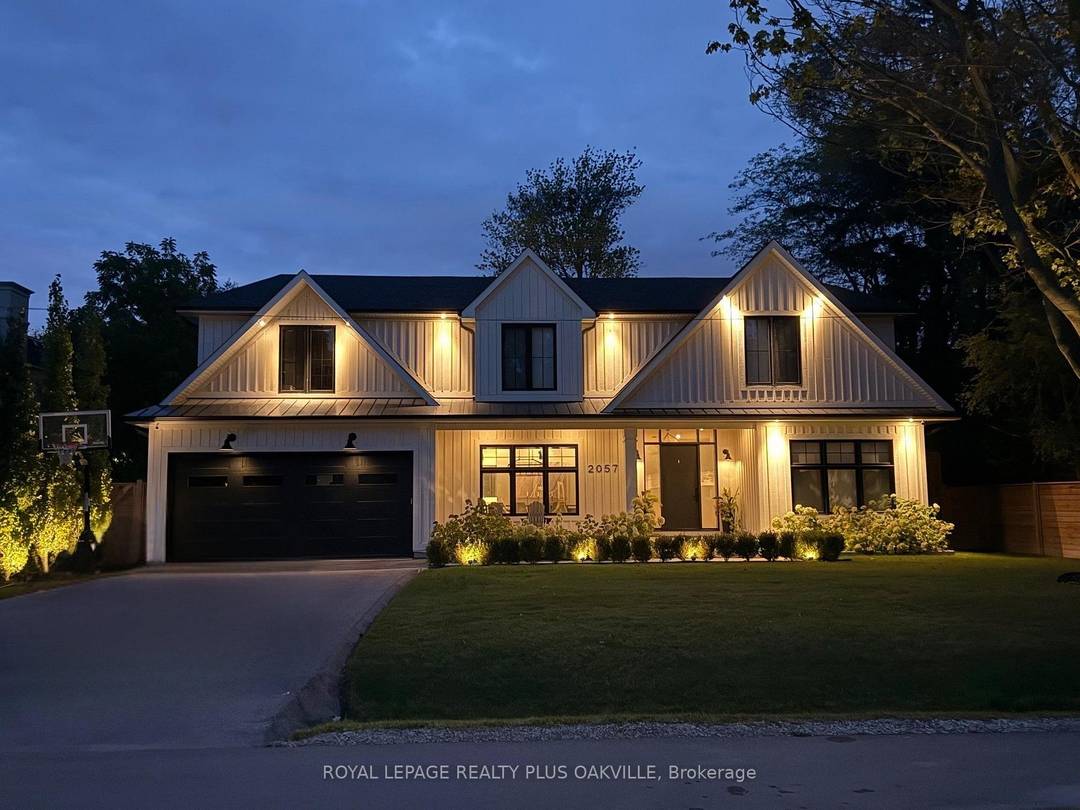 Stunning custom Modern Farmhouse 2022 2023 set on an expansive 85 x 133 ft lot on a quiet, family friendly street just steps to the lake, Bronte Harbour, and Coronation ...