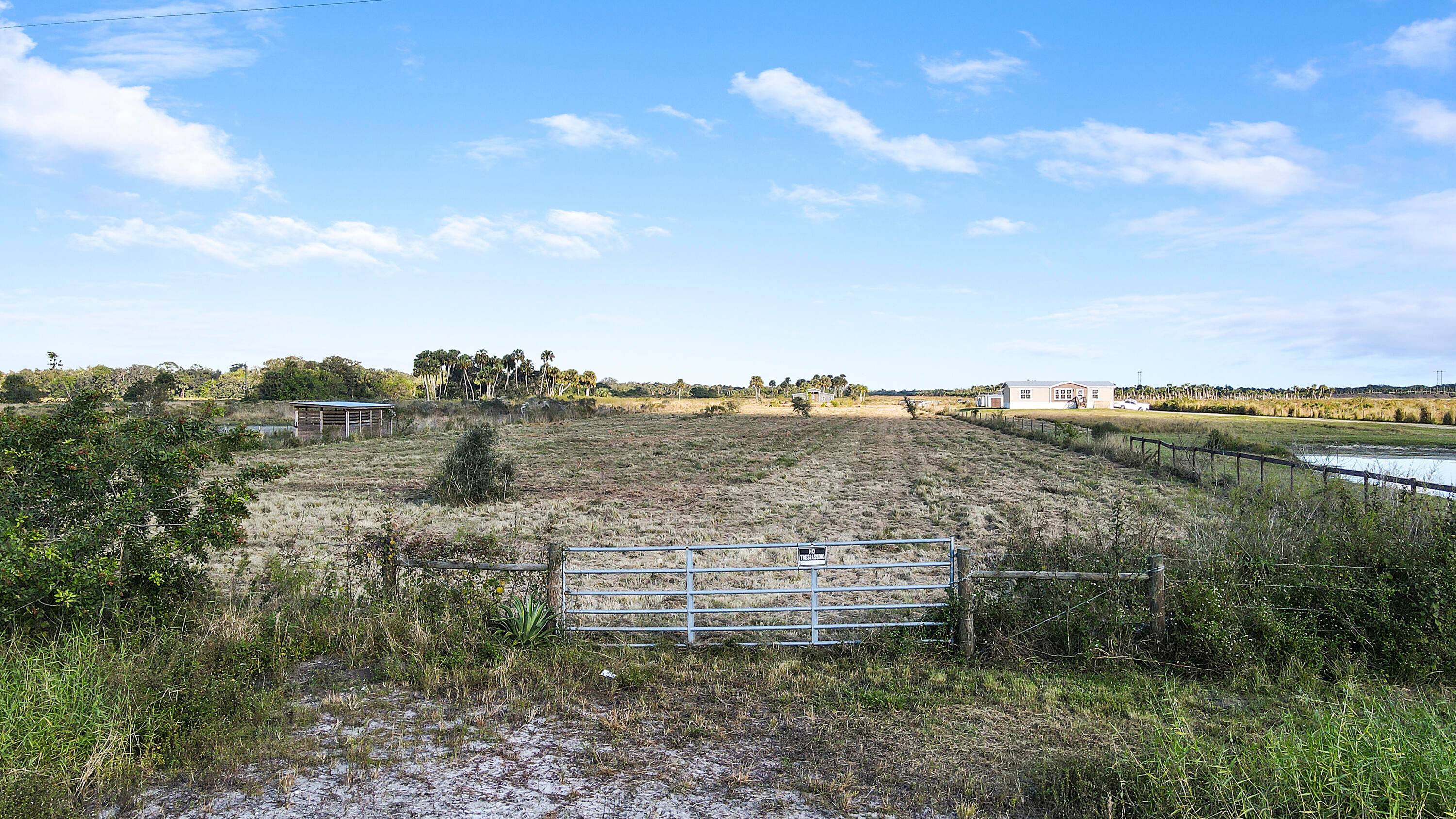 This gorgeous, cleared 5 acre fenced parcel is awaiting your dream home !