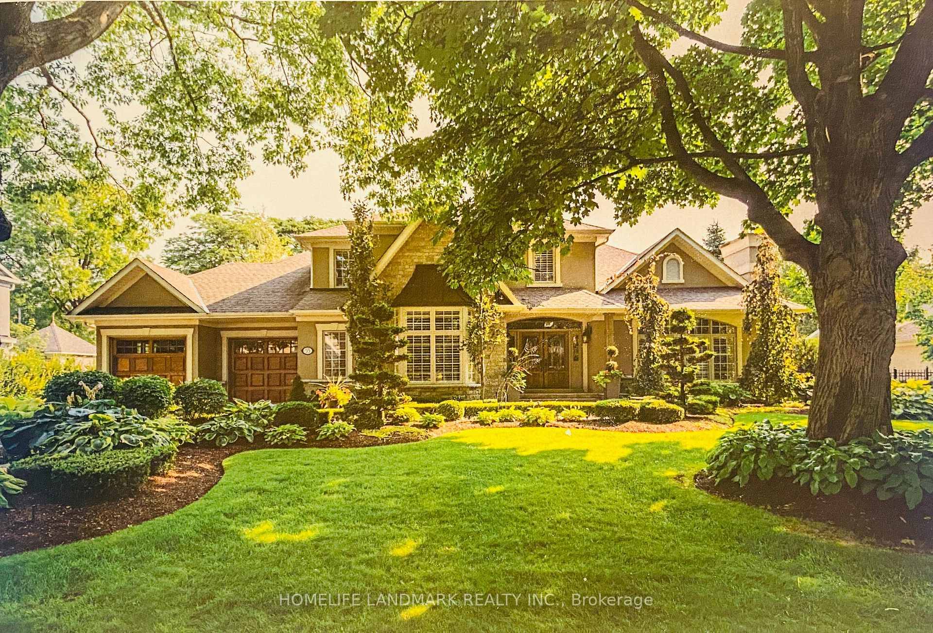 Located On One Of Oakville's Most Prestigious Streets, Steps To Lake Of Ontario, Next To Gairloch Gardens, Safe For Families With Kids, This Custom Built House Has Main Floor Master ...