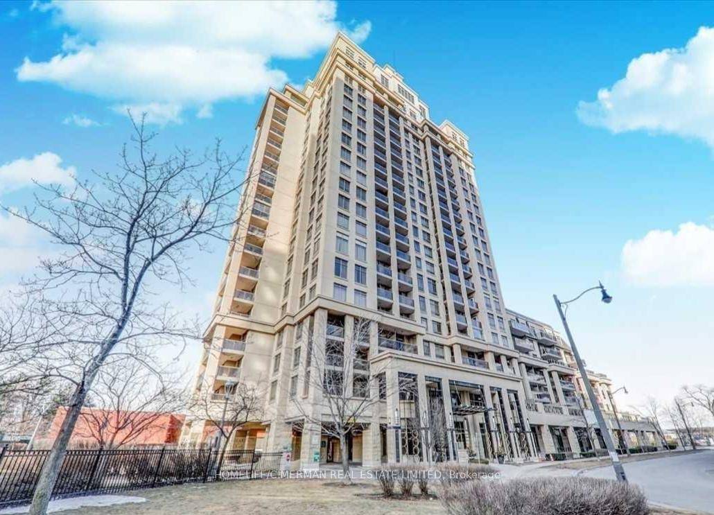 Luxury Unit In High Demand Rockefeller Building.