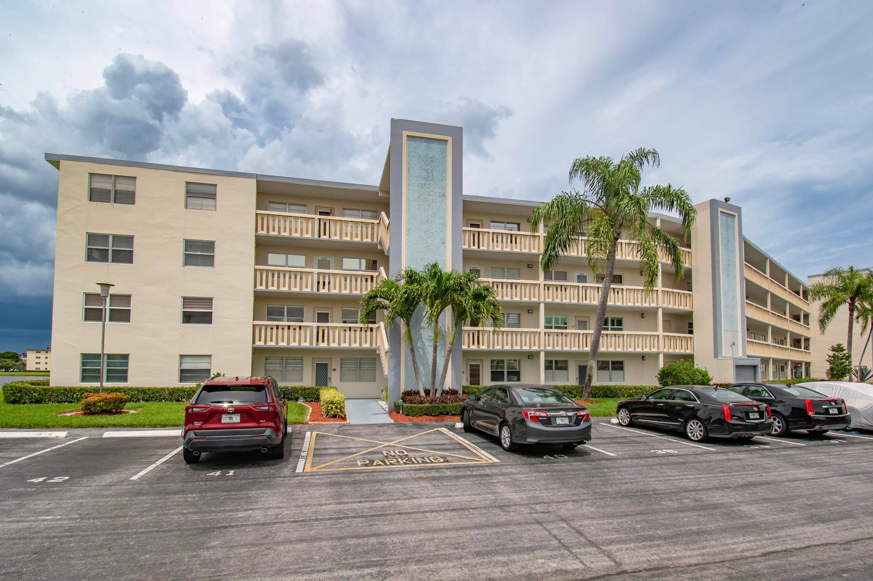Welcome To Ainslie B Some of The Most Beautiful Long Lake Views in The Village Await You, This Cozy Renovated 2 BR 2 BA Luxury Condo Will Check Every Box ...