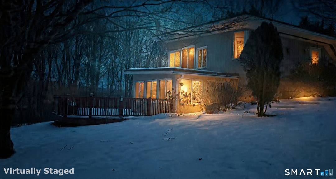 Cozy completely unique home in Southern Ridgefield, walking distance to Branchville Train, Restaurants Shops.