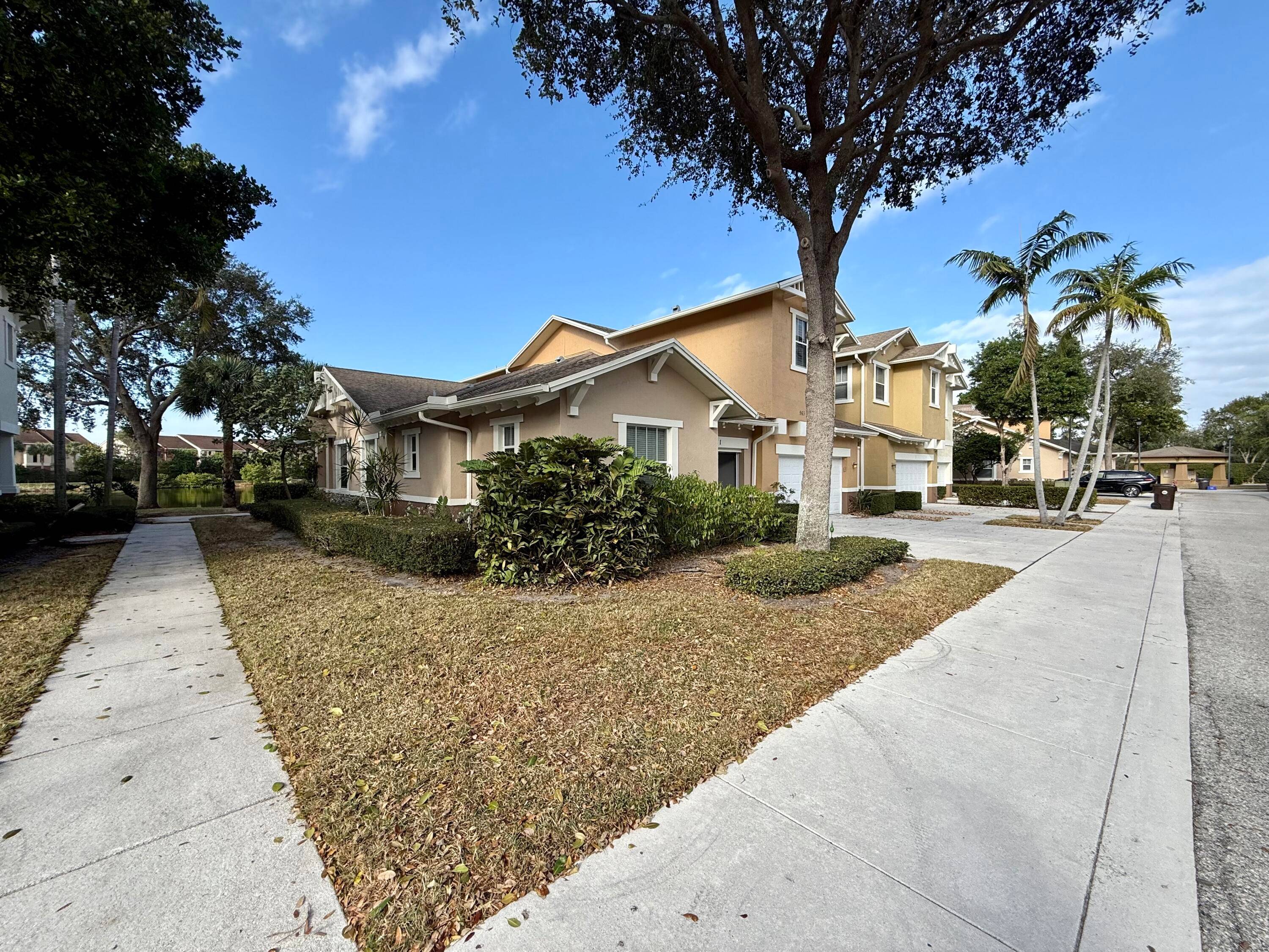 Beautiful 3BDR, 2BTH house boasts abundant natural light with private open views onto a serene private lake.