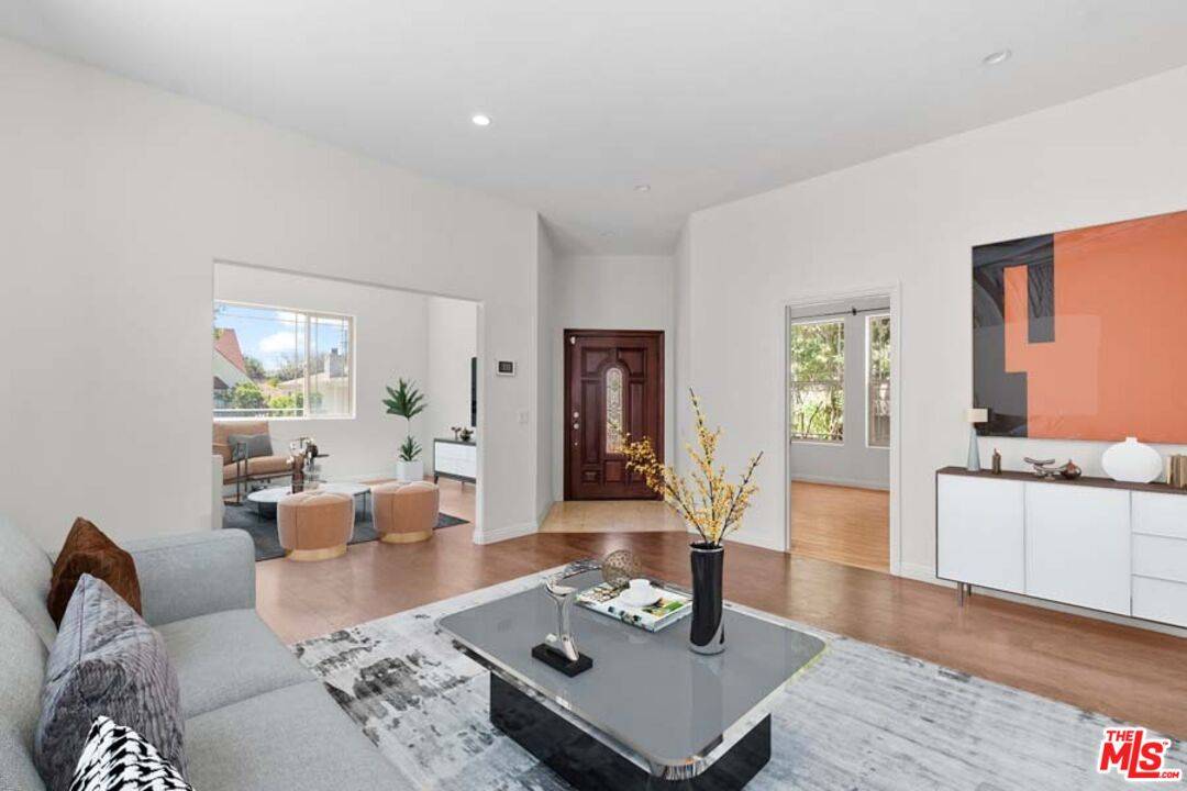 3716 Greenfield Ave 4BR La