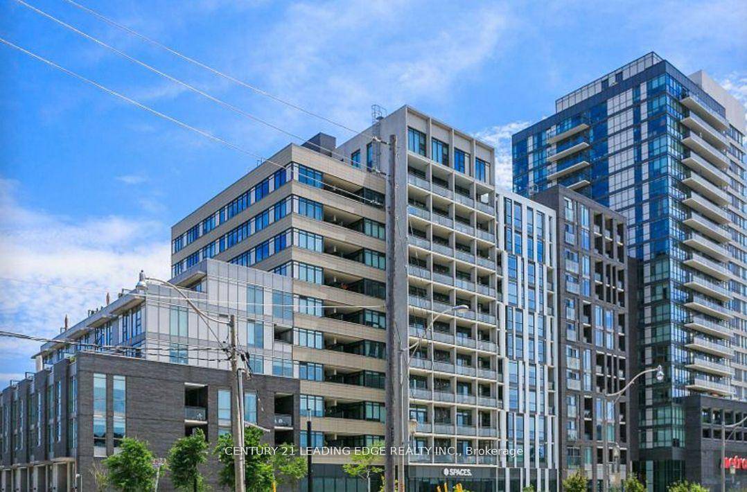 Stunning 2 bedrooms Functional Layout with Bright Spacious Ambience.