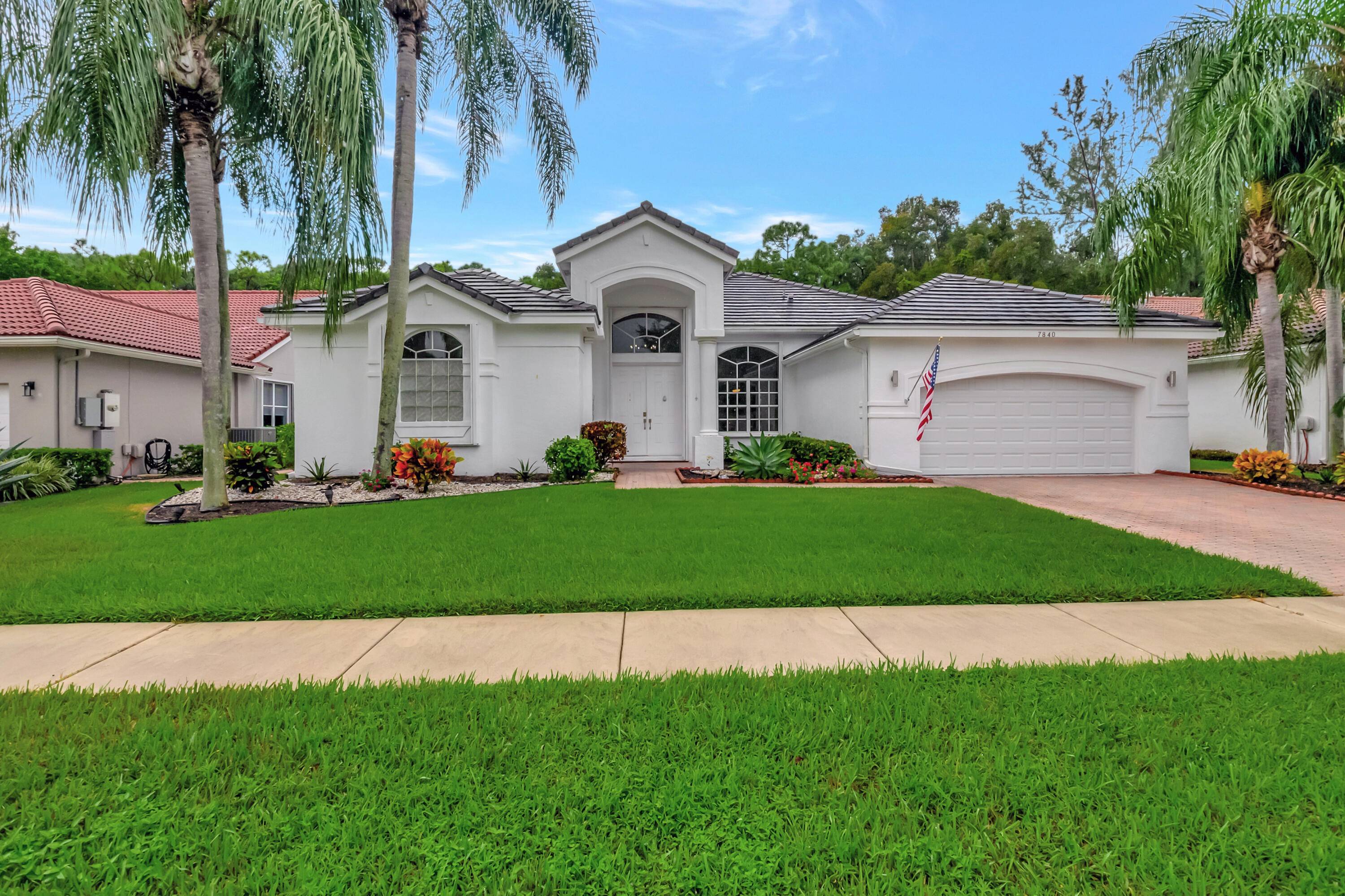 Beautifully renovated 3 BD 3 BA in the Sheffield Section of Aberdeen.
