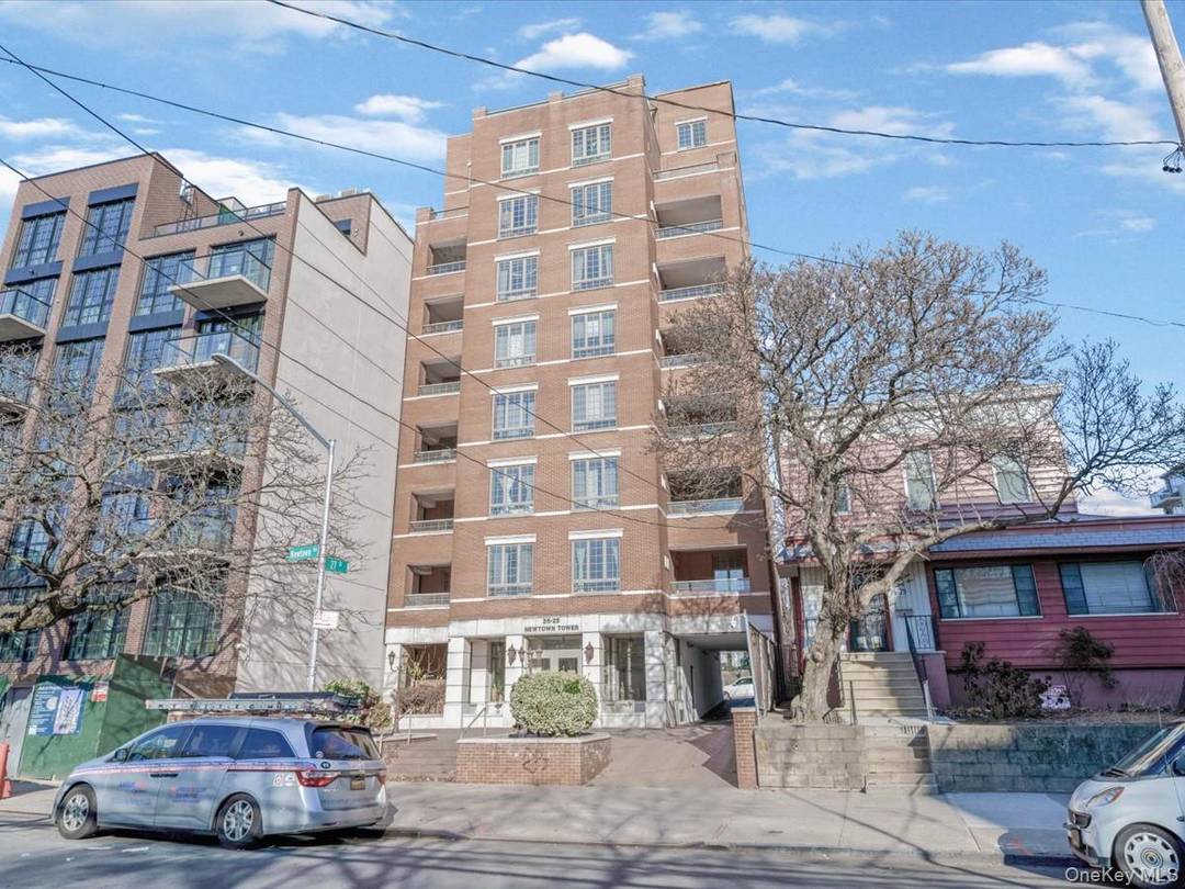 Modern Comfort Meets Astoria Convenience Spacious 1 Bedroom with NYC Skyline Views at 25 25 Newton Ave, 5A Welcome to Residence 5A, a bright and beautifully maintained 1 bedroom home ...