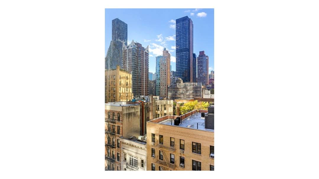 Highest floor 1BR with such layout in the building !