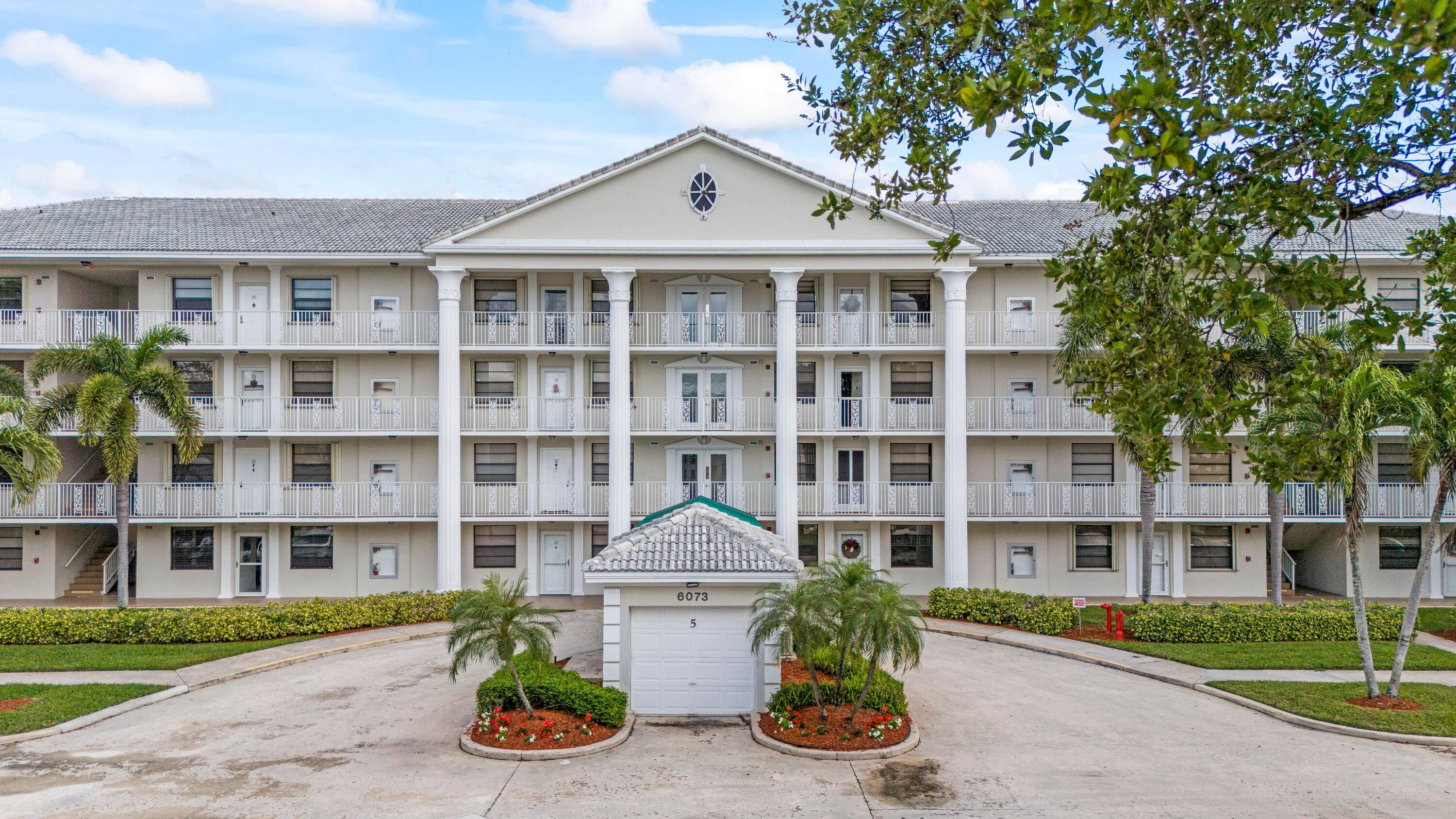 What a great opportunity to own a spacious 2 bedroom 2 bath condo in one of the best locations in Boca Raton.