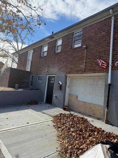 First floor unit, Three bedroom, one bathroom, Living dinning room, Kitchen, bathroom, garage, Heating floor, steam shower, brand new Stainless steel kitchen appliances.