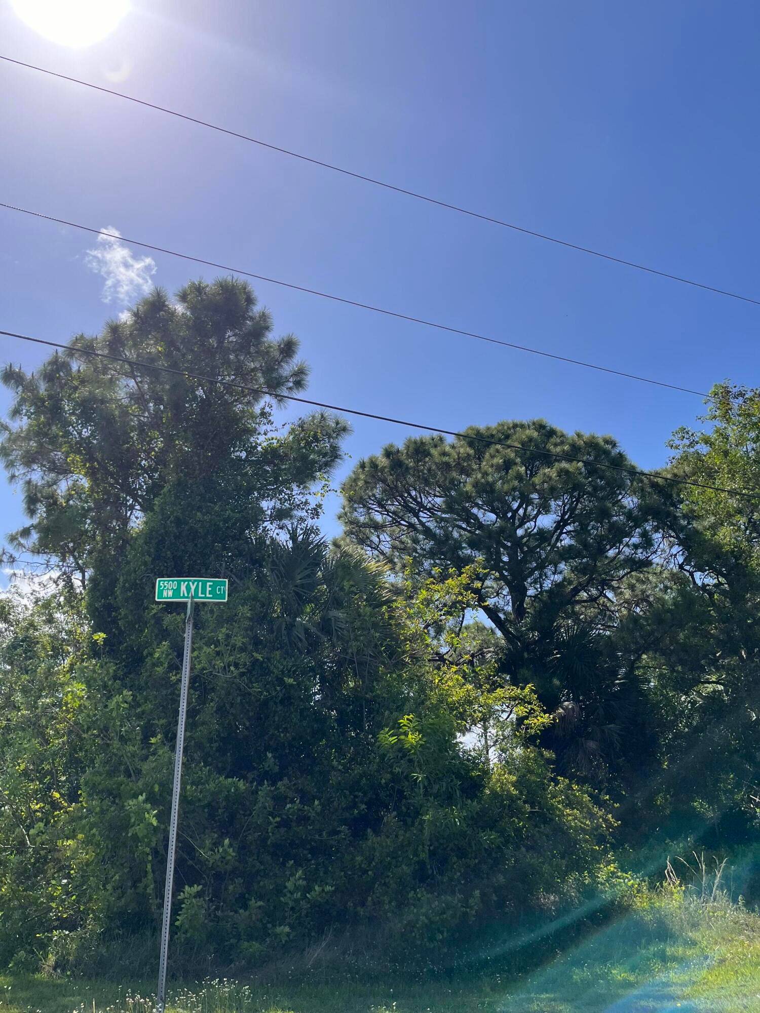 ONE OF A KIND LOT, CUL DE SAC AND CORNER LOT IN PRESTIGIOUSTORINO AREA.