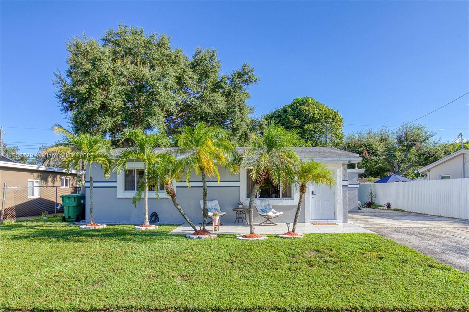 Pride of ownership beauty in the heart of Cooper City !