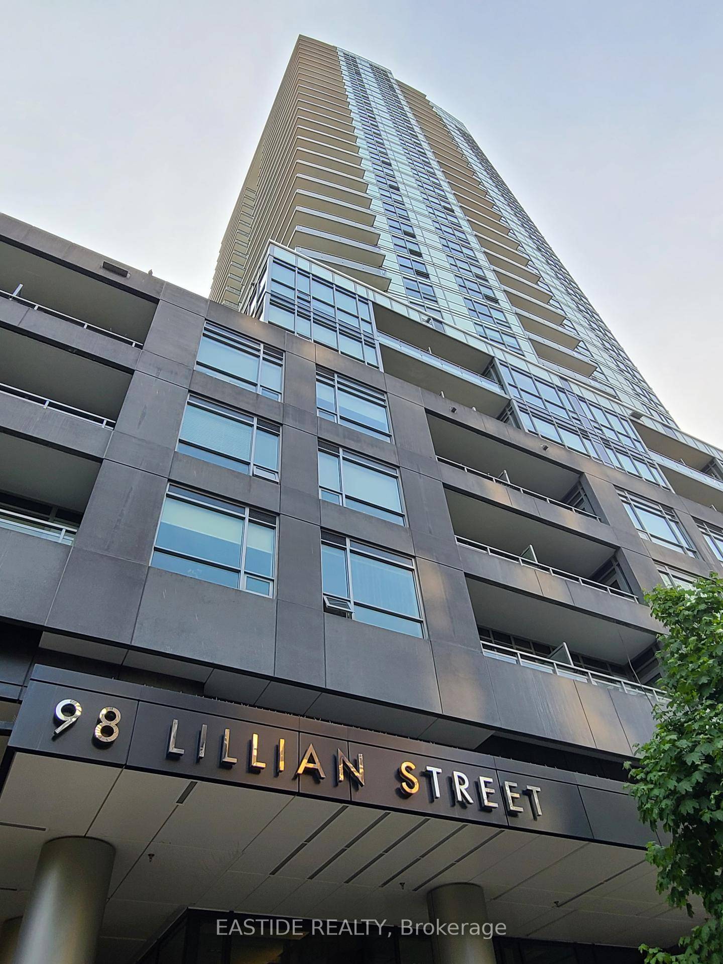 Amazing Locations In The Heart Of Midtown !