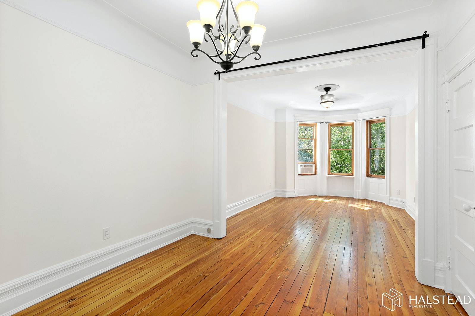 SHOWINGS AND VIRTUAL BY APPOINTMENT 2.
