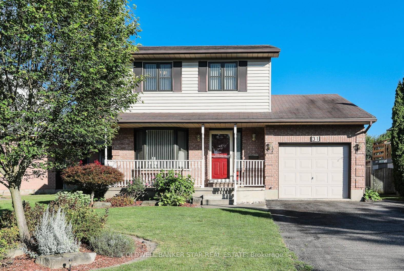 Well maintained 2 story home located in Elgin Estates, desirable family neighborhood on the western edge of Aylmer.